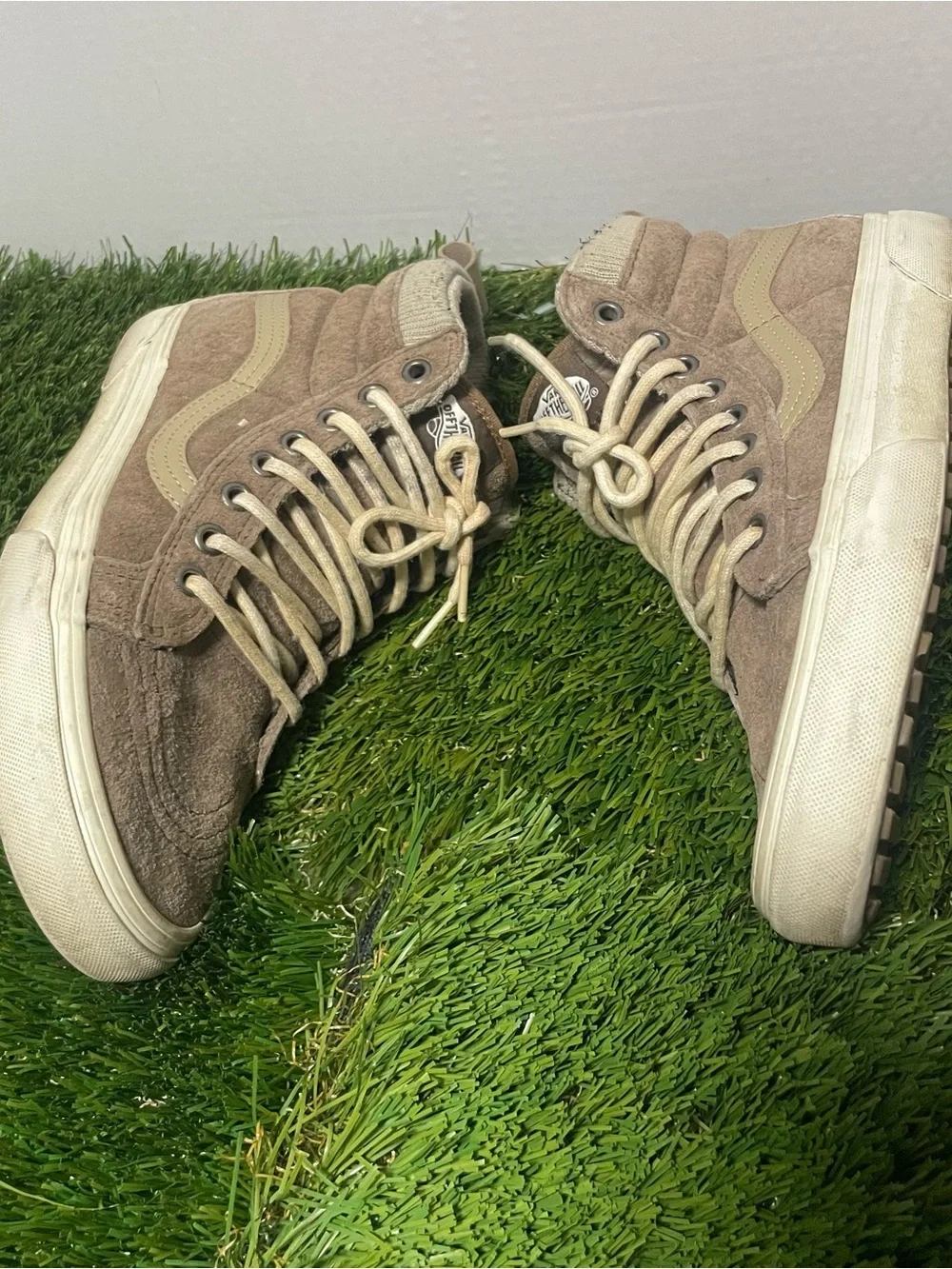 Vans Sk8-Hi Scotchgard 3M Suede Taupe Brown Sneakers Men’s 6 Women’s 7.5 EU 38